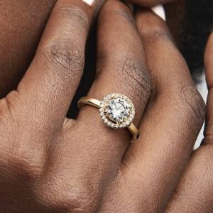 Sparkling Round Halo Ring