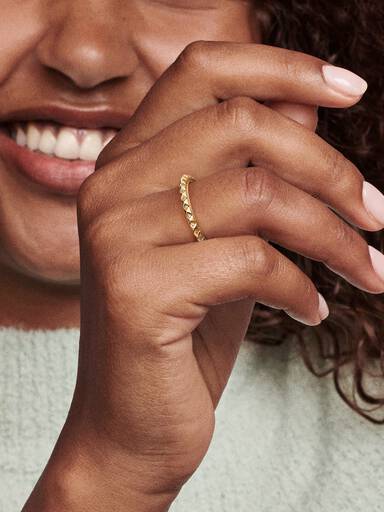 Pandora ME Pyramids Ring