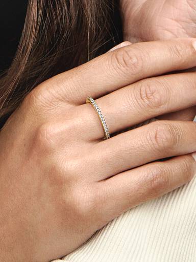Sparkling Band Ring