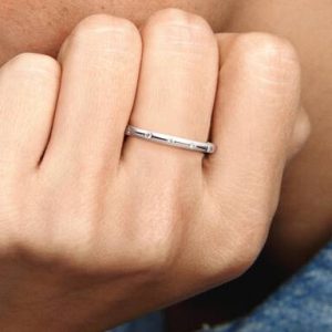 FINAL SALE - Simple Sparkling Band Ring