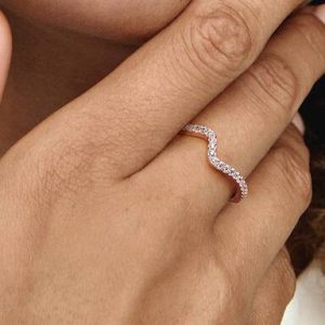 Sparkling Wave Ring