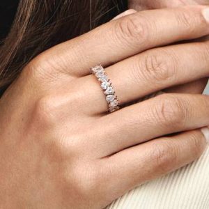 Alternating Sparkling Band Ring