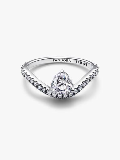 Wavy Pavé Heart Ring - Image 4