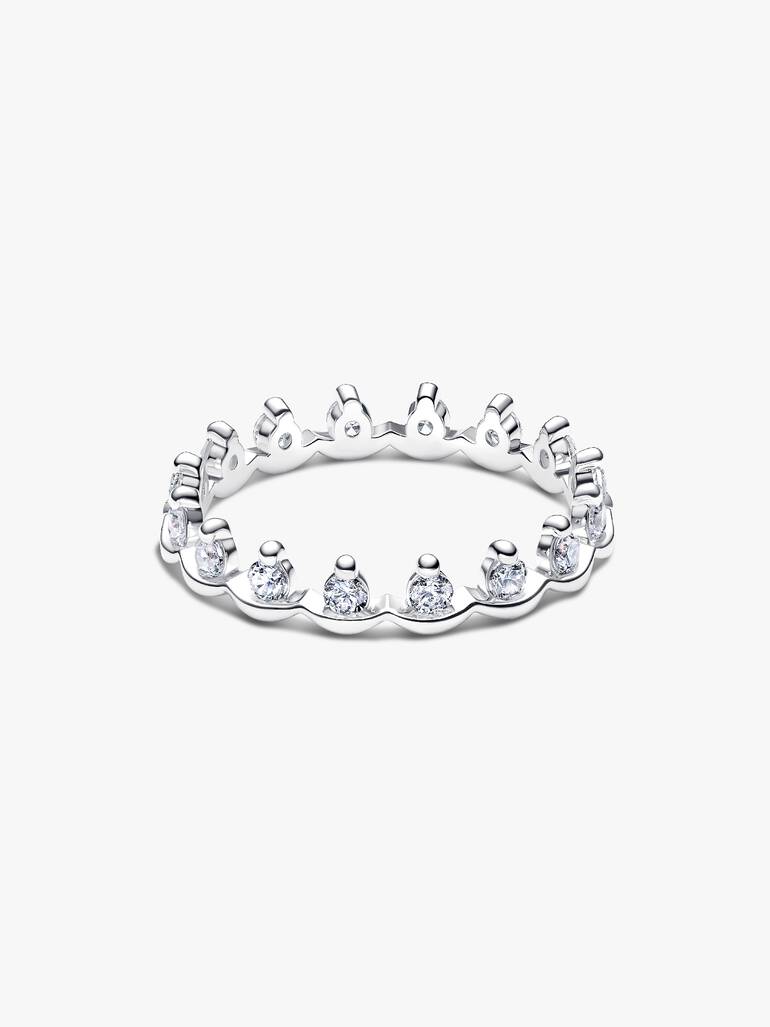 Sparkling Regal Band Ring - Image 2