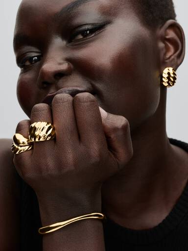 Rippled Statement Ring - Image 5