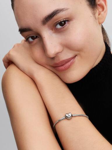 Moments Heart & Snake Chain Bracelet - Image 3