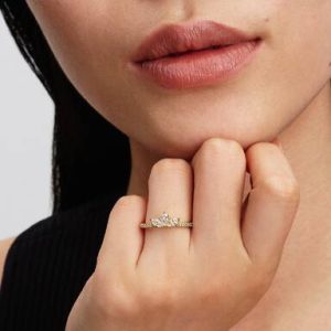 Sparkling Herbarium Cluster Ring