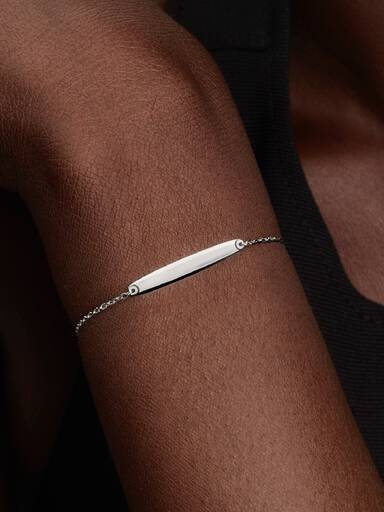 Engravable Bar Chain Bracelet