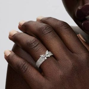 Sparkling Butterfly Bold Ring