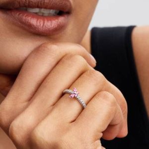 Sparkling Butterfly Ring