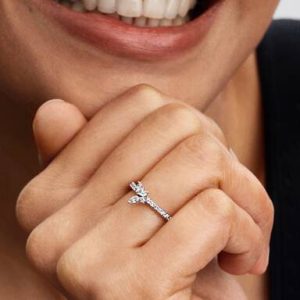 Sparkling Butterfly Ring