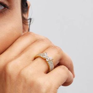 Sparkling Butterfly Bold Ring