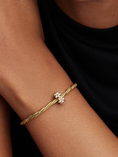 White Daisy Flower Spacer Charm