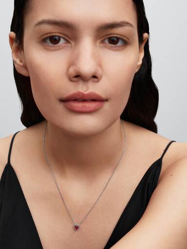 Elevated Red Heart Collier Necklace - Image 3