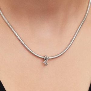 Tulip Openwork Charm