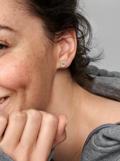 Open Heart Stud Earrings - Image 3
