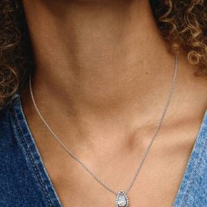 Sparkling Pear Halo Collier Necklace