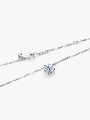 Sparkling Lucky Clover Pendant Necklace - Image 3