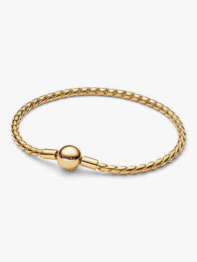 Round Clasp Wing Chain Bracelet - Image 2