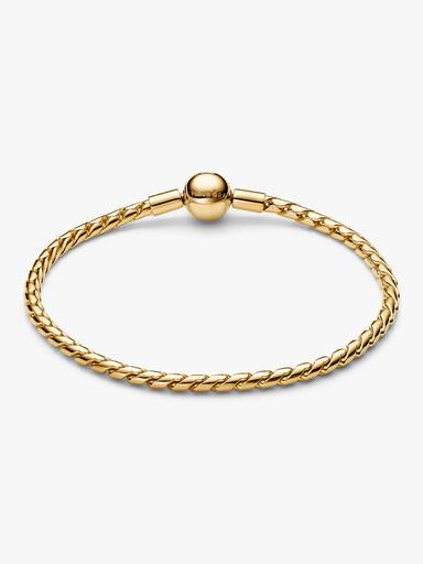 Round Clasp Wing Chain Bracelet - Image 4