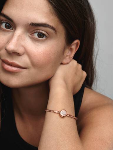 Pandora Moments Sparkling Crown O Snake Chain Bracelet - Image 3