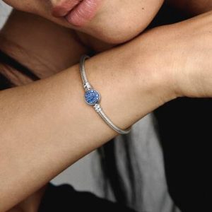 Pandora Moments Sparkling Blue Disc Clasp Snake Chain Bracelet