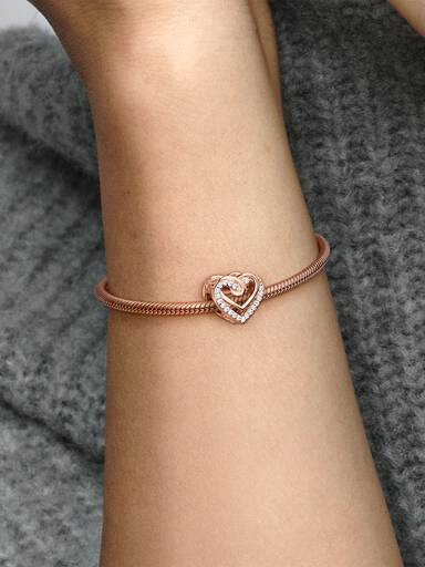 Sparkling Entwined Hearts Charm