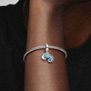 Color-changing Chameleon Dangle Charm