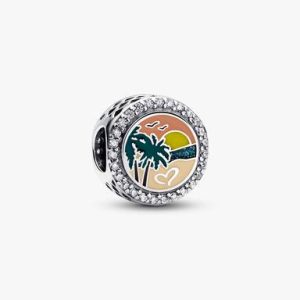 Engravable Beach Heart Scene Charm