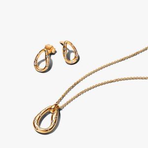 Essence Loops Earrings and Necklace Set