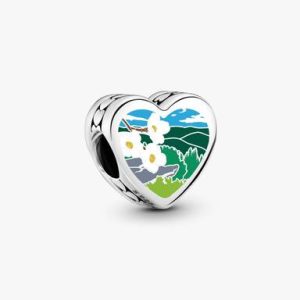 Virginia Lovers Charm