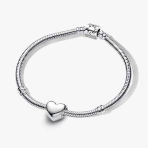 BE LOVE Engravable Heart Bracelet Set