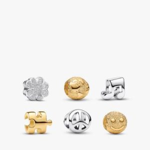 KATSEYE Charm Set