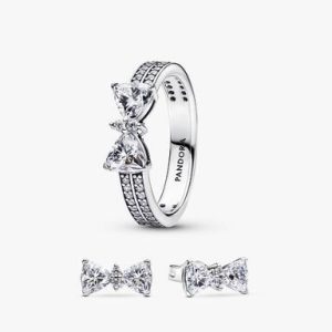 Sparkling Bow Double Row Ring Set