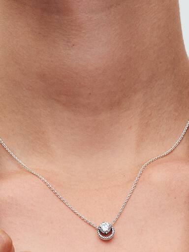 Sparkling Round Halo Pendant Collier Necklace