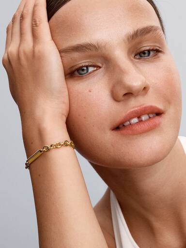 Engravable Bar Link Bracelet - Image 3