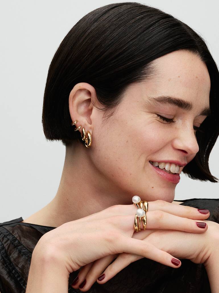 Round Hoop Earrings - Image 2
