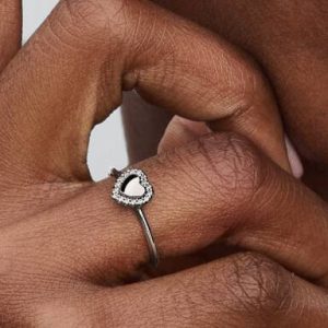 Engravable Heart Halo Ring