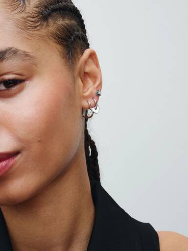 Heart Open Hoop Earrings - Image 5