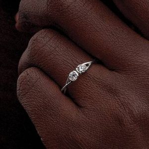 Pandora Infinite Sterling Silver Double-Facing Lab-grown Diamond Ring