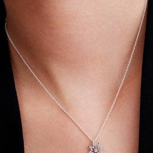 North Star Pendant Necklace
