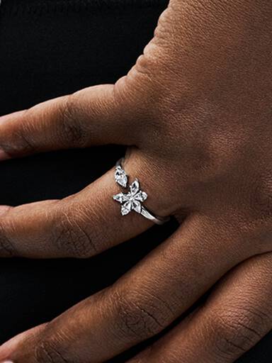 Sparkling Herbarium Cluster Open Ring