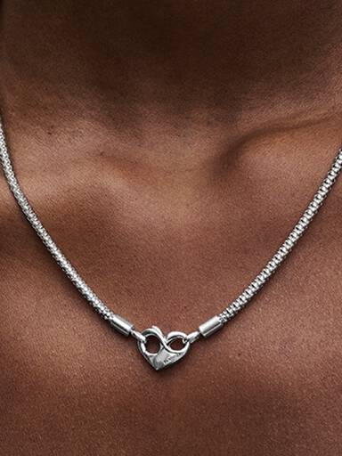 Pandora Moments Studded Chain Necklace