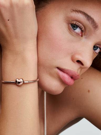 Pandora Moments Heart Clasp Snake Chain Bracelet - Image 3
