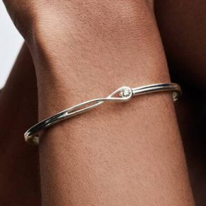 Pandora Infinite Sterling Silver Lab-grown Diamond Bangle